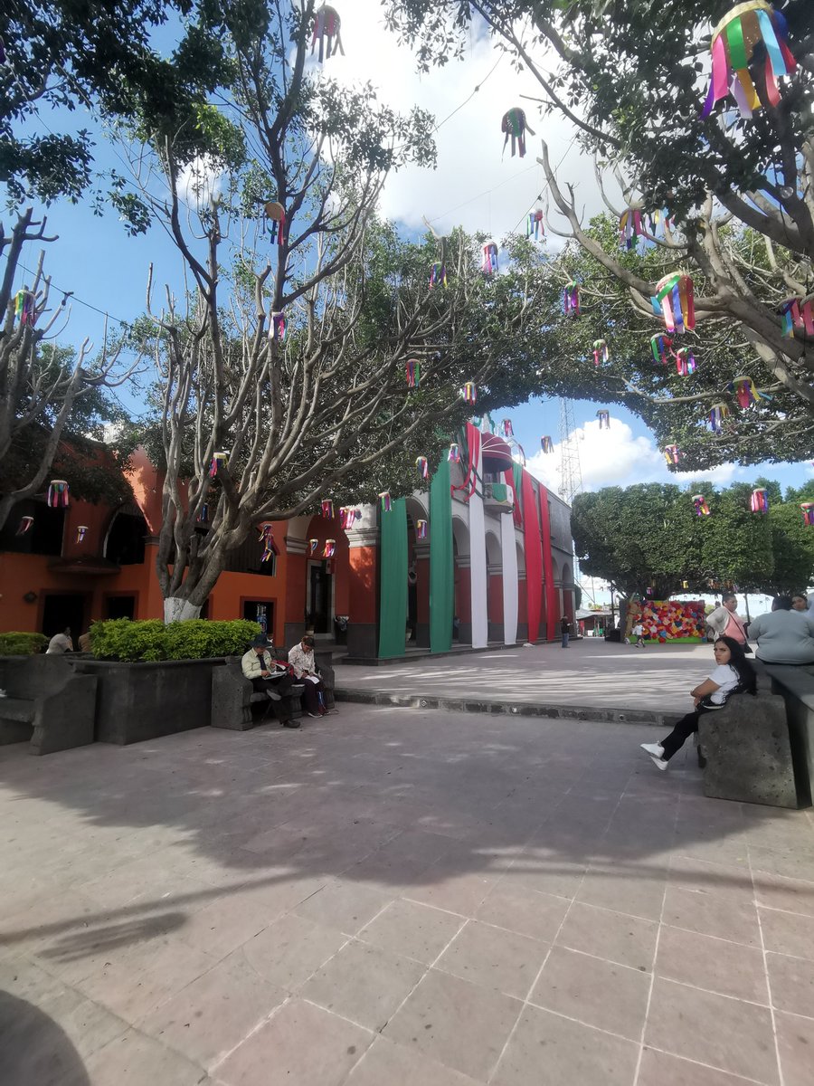 A donde sea pero corriendo

#diariodeunGordo
#yoelegicorrer