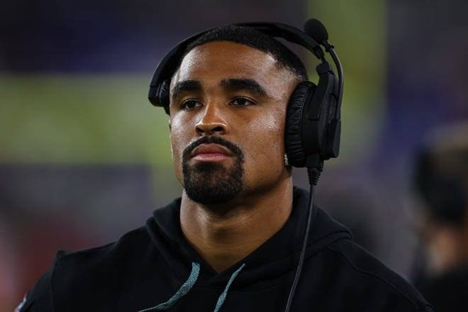 BarkleysBurner_'s tweet image. The Eagles OC in the second half: