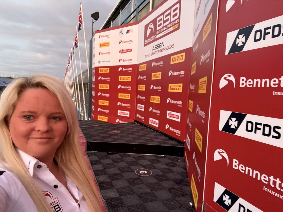 Laura Stevens tweet media