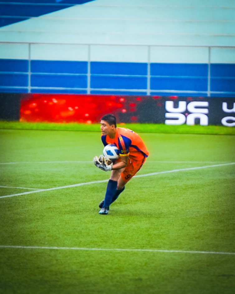 🔝 Con 14 años de edad, José Alvarenga debuta de titular en nuestra #Reserva 🙌🏼 Sin duda alguna, Internacional Formando Atletas. 👏🏼

Que tu carrera sea un éxito, José. 🖤
