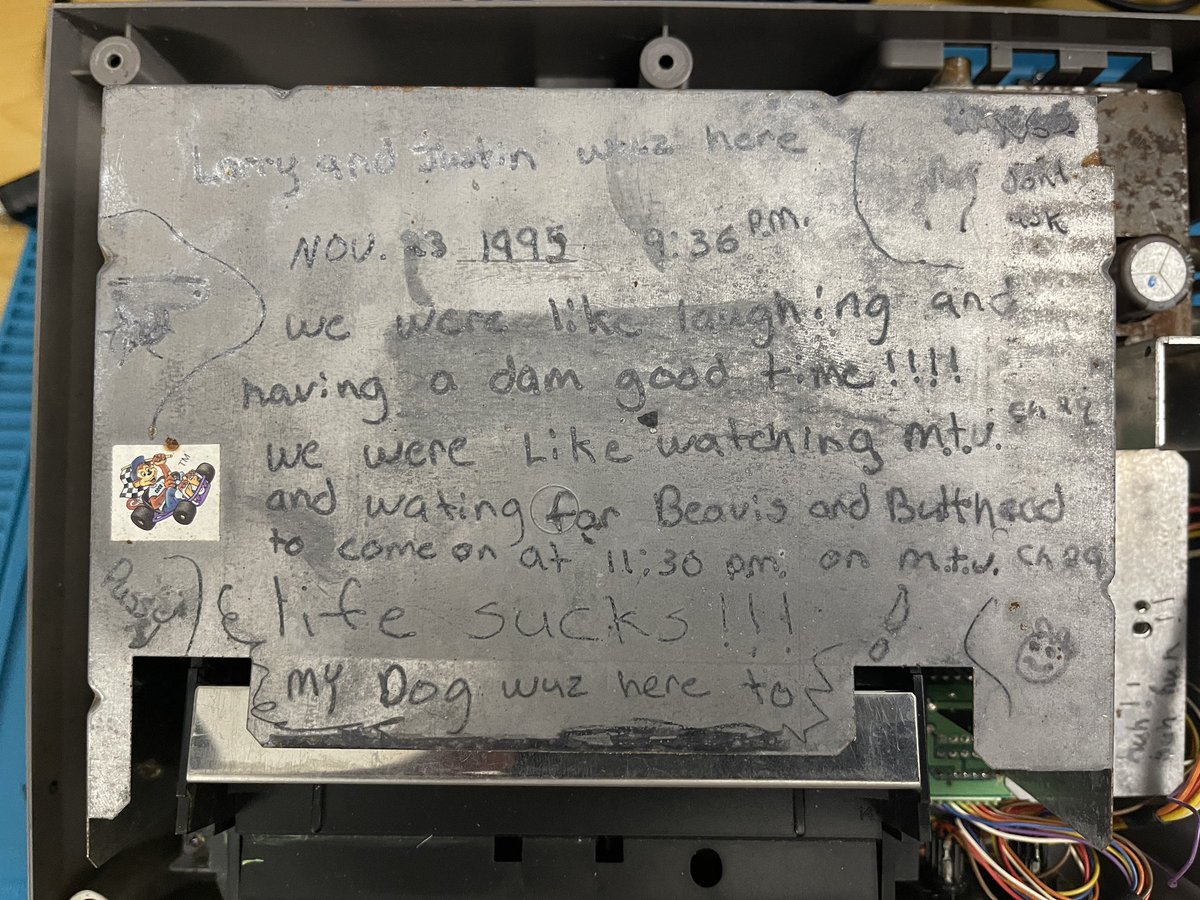 VictorGamingLab's tweet photo. I've worked on many consoles over the years, but this is a first. A message left behind by Larry and Justin, maybe meant for no one in particular, yet here I am reading it. Thank you, Larry and Justin, for leaving a trace of yourselves for someone to find. https://t.co/zODJP3eu63