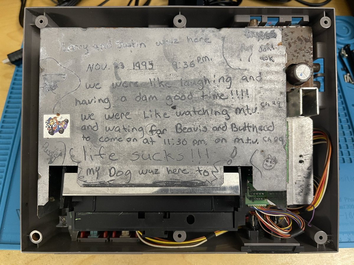 VictorGamingLab's tweet photo. I've worked on many consoles over the years, but this is a first. A message left behind by Larry and Justin, maybe meant for no one in particular, yet here I am reading it. Thank you, Larry and Justin, for leaving a trace of yourselves for someone to find. https://t.co/zODJP3eu63