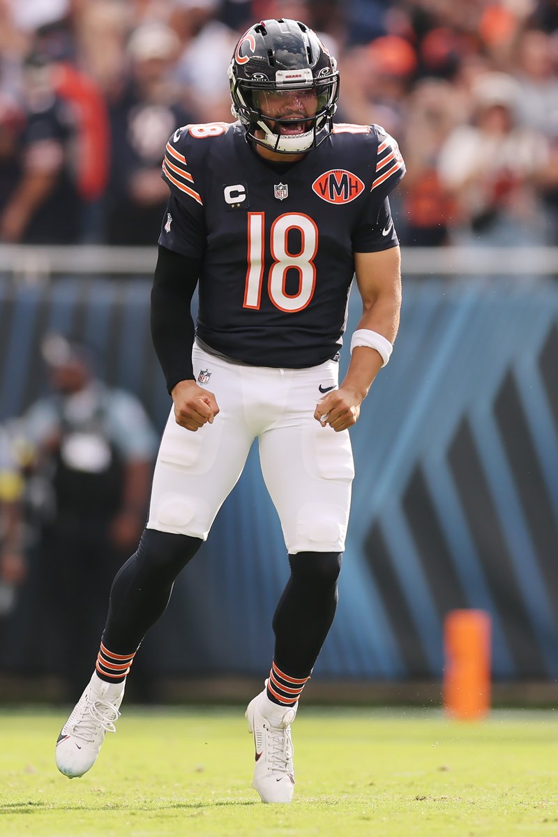 The Bears 19-play TD drive 🤯🤯

• 11-yard run
• Incomplete
• Incomplete
• 12-yard pass
• 9-yard pass
• 0-yard run
• 2-yard run
• 7-yard run
• 4-yard run
• 2-yard run
• 4-yard run
• 7-yard run
• 5-yard run
• 4-yard run
• 2-yard run
• -8-yard run
• 4-yard pass
•