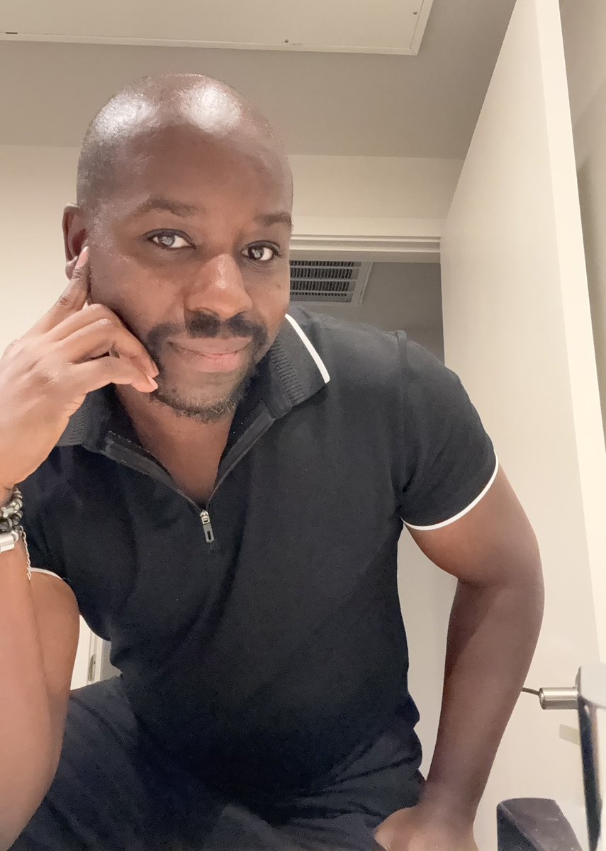 Jonnie R tweet media