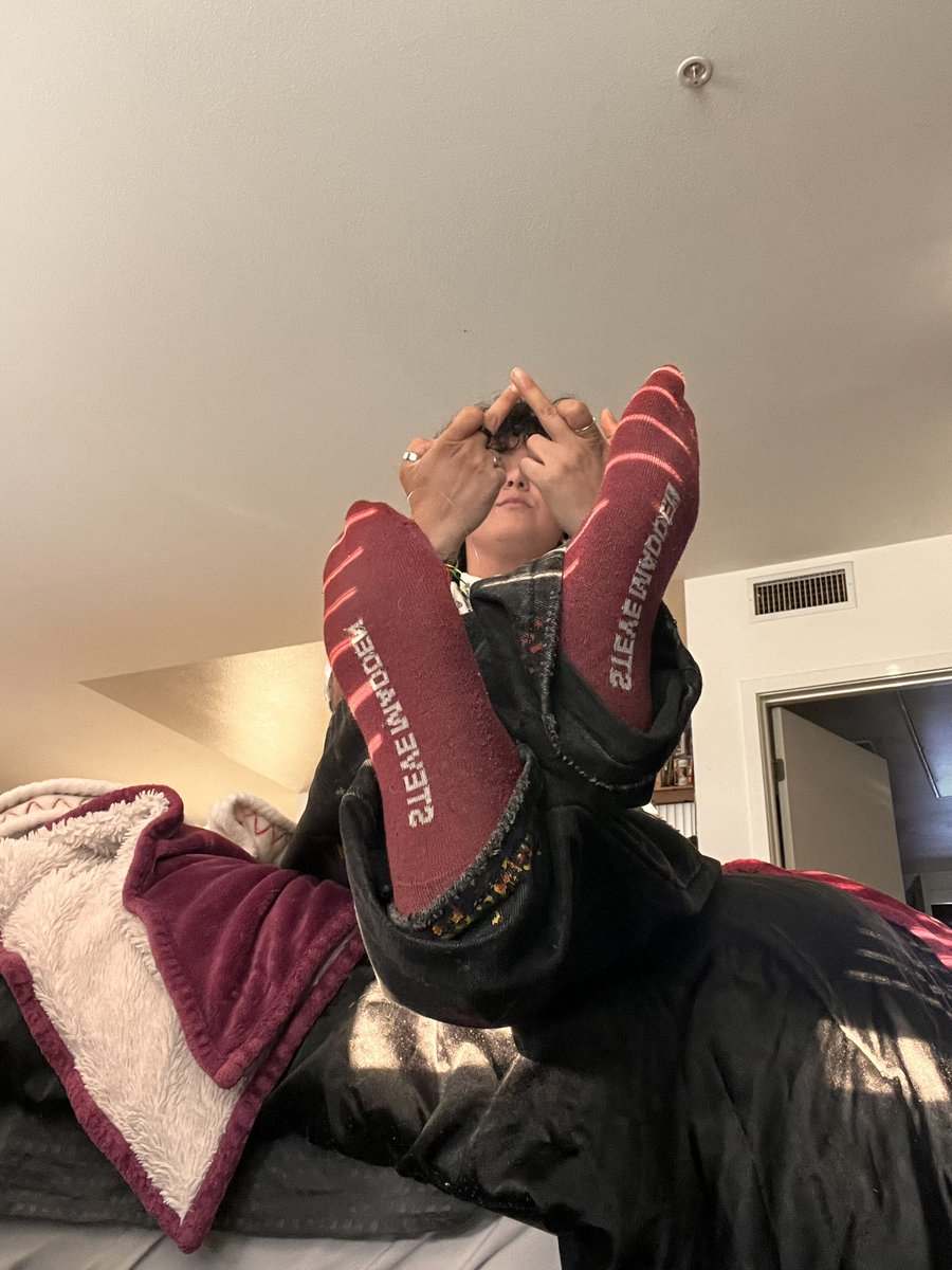 I wore these allll day

$Daffne