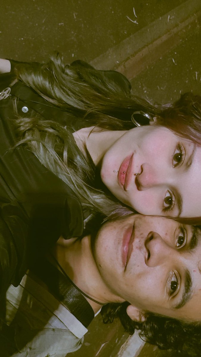 Bicazreal's tweet photo. e de repente todas as músicas de amor são sobre vc https://t.co/6DDQB7ltLn
