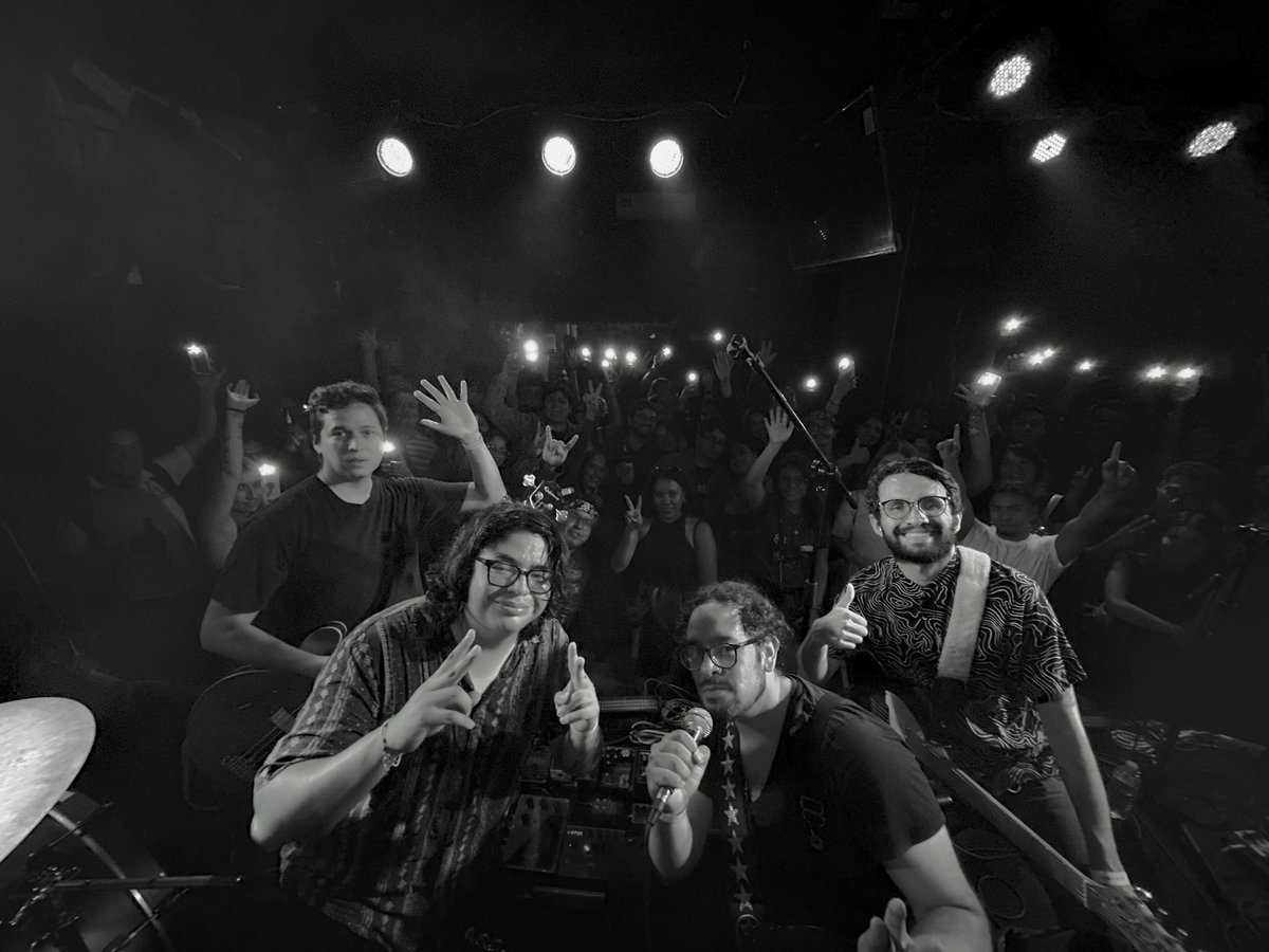 De ayer en Morelia, gracias Rafa Arreguín y Cactux 🫰🏼💫🤍