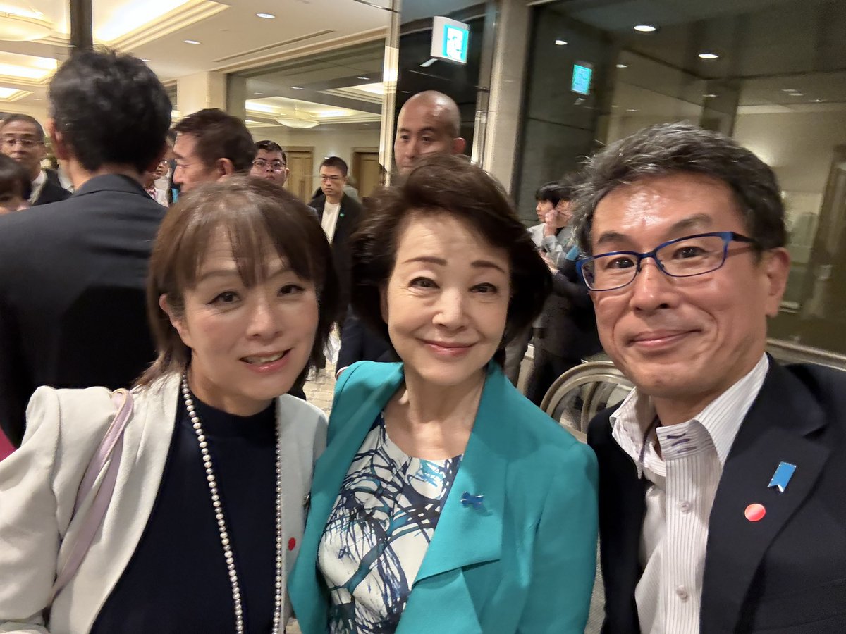 愛知県から山口へ戻るつもりでしたが、急遽予定を変え上京。 高市早苗