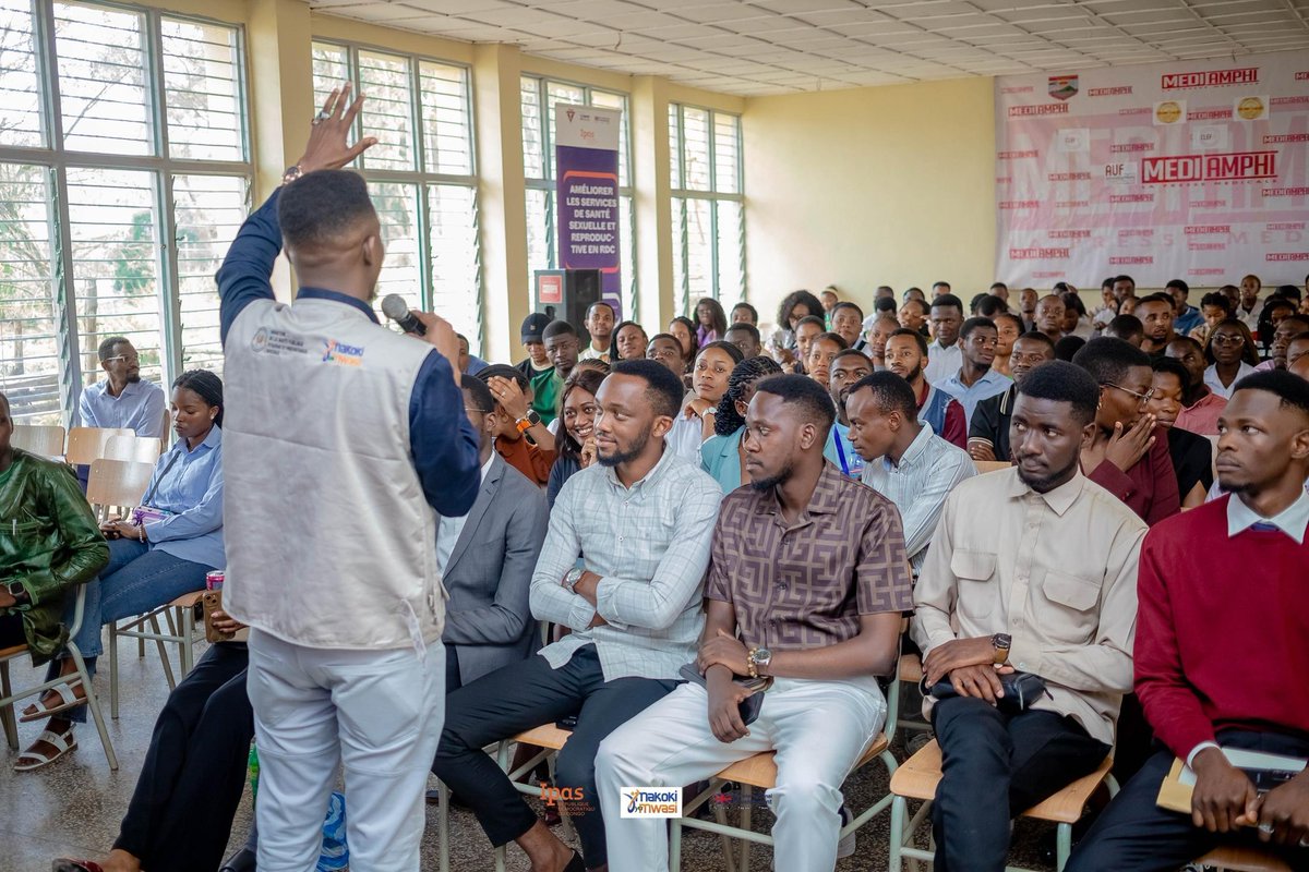GrevisseBag's tweet photo. #MakokiYaMwasi
 #MonCorpsMonChoix
Sensibilisation des Étudiants de la Fac Med de #université_catholique_de_Bukavu sur l'utilisation des méthodes contraceptives par la  #MashujaaTeam appuyée par #Ipas  
@Mulunda_JC
@UKinDRC
@mikempoyi
@Dr_Mpoyi 
@Makokiyamwasi https://t.co/xUjAIgO7Ta