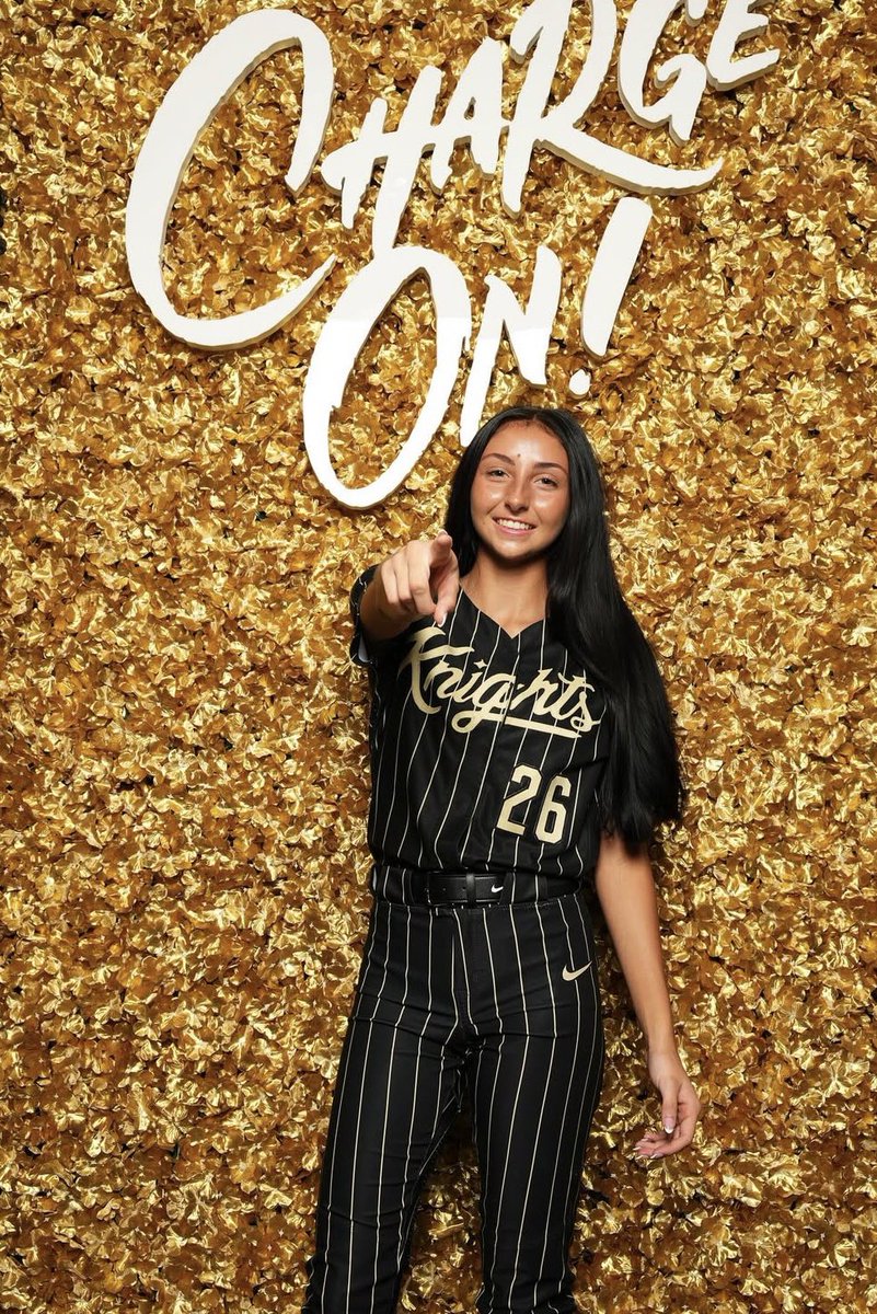 DiamondAddicts's tweet photo. UCF did not have a 2027 commit this morning

BUT NOW THEY HAVE THREEEEE

⚔️Gianna Torres
⚔️Glendale, Arizona
⚔️Athletics Mercado

🌴Carlie Guile
🌴Shreveport, Louisiana
🌴Fury Platinum

☀️Peyton Lindstrom
☀️Springfield, Missouri
☀️Sluggers—Va Unity

WELCOME TO THE KINGDOM, STARS https://t.co/tXDuFumJou
