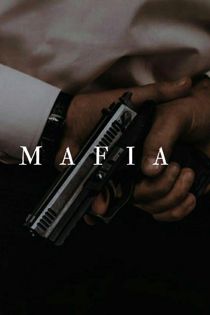 isi_malfoy_'s tweet photo. Dhr// Mafia AU// Mention of drugs, blood, guns//

Part 1

Draco had had a long day and was looking forward to finishing work and a glass of whiskey. 

He'd slept badly the night before, so his mood was low. The drive home was quiet until his phone rang. https://t.co/VAFqPNvYc8