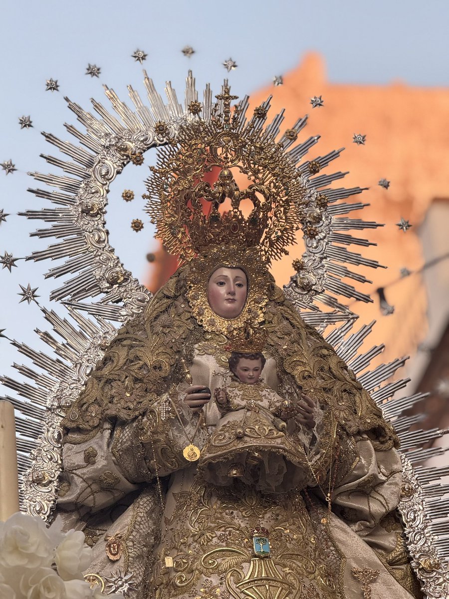 _gabisound's tweet photo. Cerramos fin de semana de grabación con los compañeros de @BM_LaPuebla tras María Santísima de Cuatrovitas por las calles de Bollullos de la Mitación 🎶🎥 @Cuatrovitas 

#𝐆𝐚𝐛𝐢𝐒𝐨𝐮𝐧𝐝 #𝐒𝐢𝐞𝐧𝐭𝐞𝐋𝐚𝐌𝐮́𝐬𝐢𝐜𝐚 https://t.co/OqUgNgq6xh