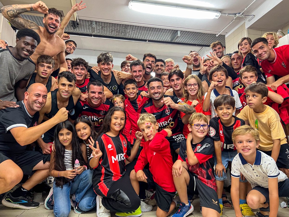 𝗟𝗟𝗨𝗜𝗧𝗔𝗥 𝗖𝗢𝗠 𝗔 𝗚𝗘𝗥𝗠𝗔𝗡𝗦 ❤️🖤❤️🖤
