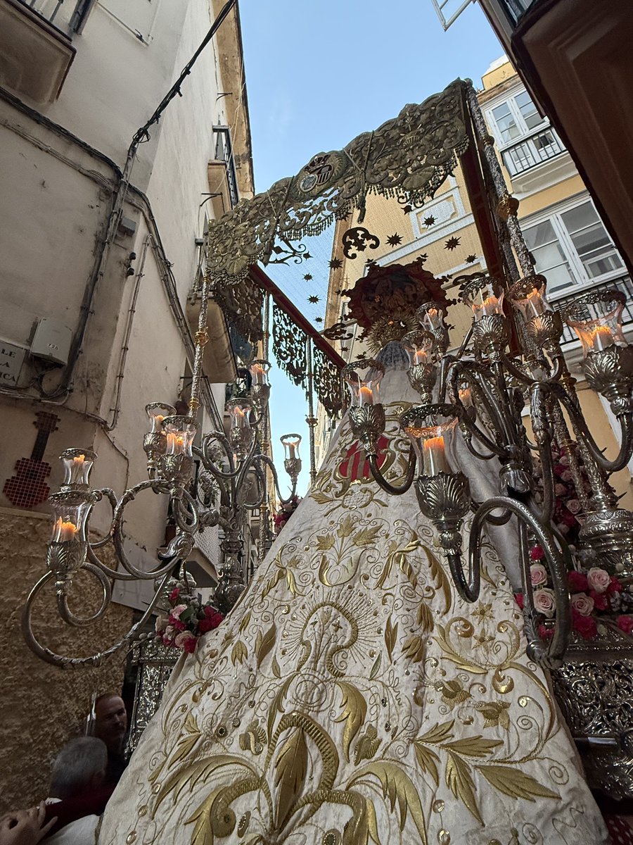 Tracey Burton tweet media