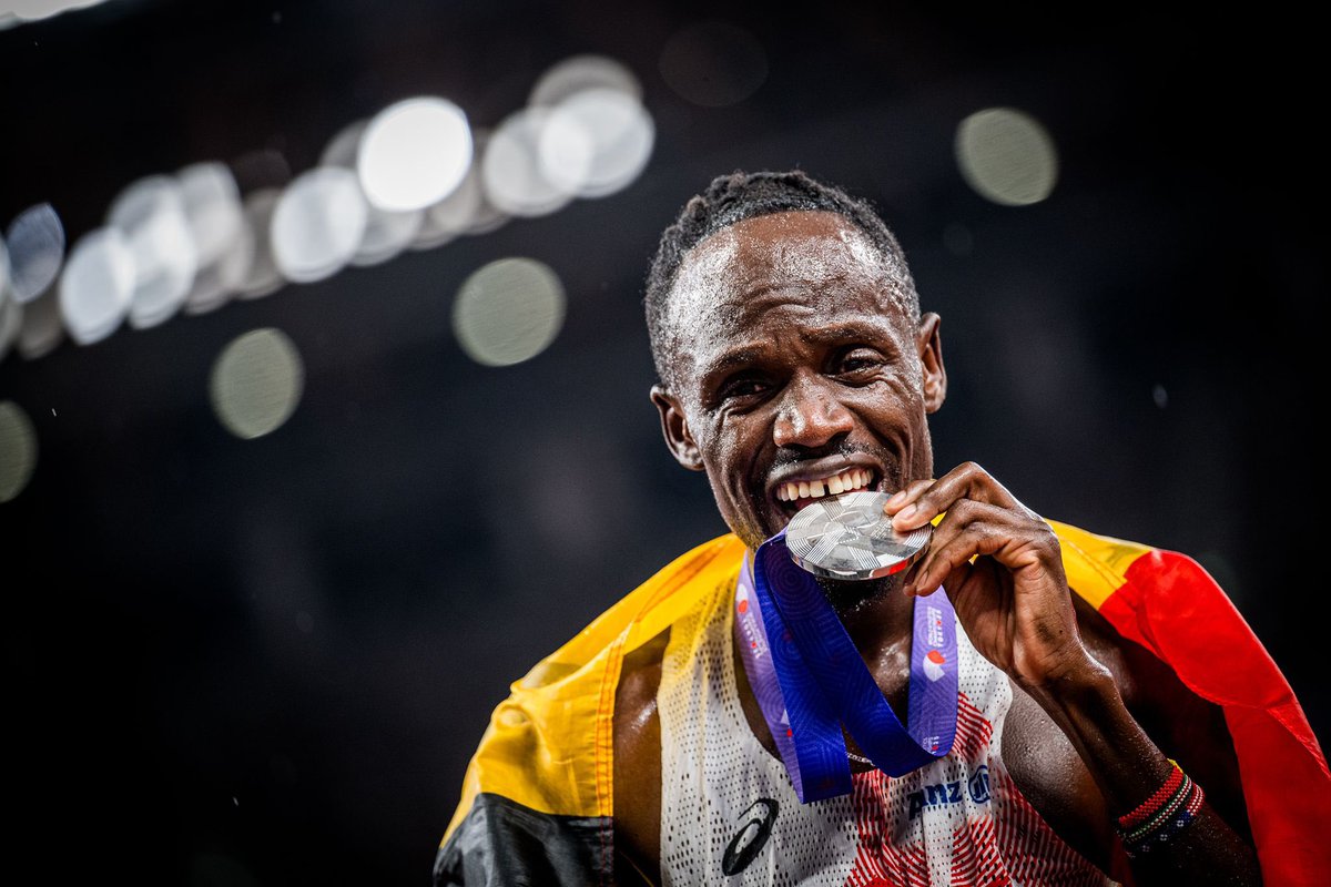 🇧🇪 Les Championnats du monde d’athlétisme 2025 se sont achevés aujourd’hui et la Belgique repart avec 2 médailles : 🥈 pour Isaac Kimeli sur le 5.000m et 🥉 pour les Belgian Waffles sur le relais 4×400m mixte. Fiers de tous nos athlètes ! 🖤💛❤️