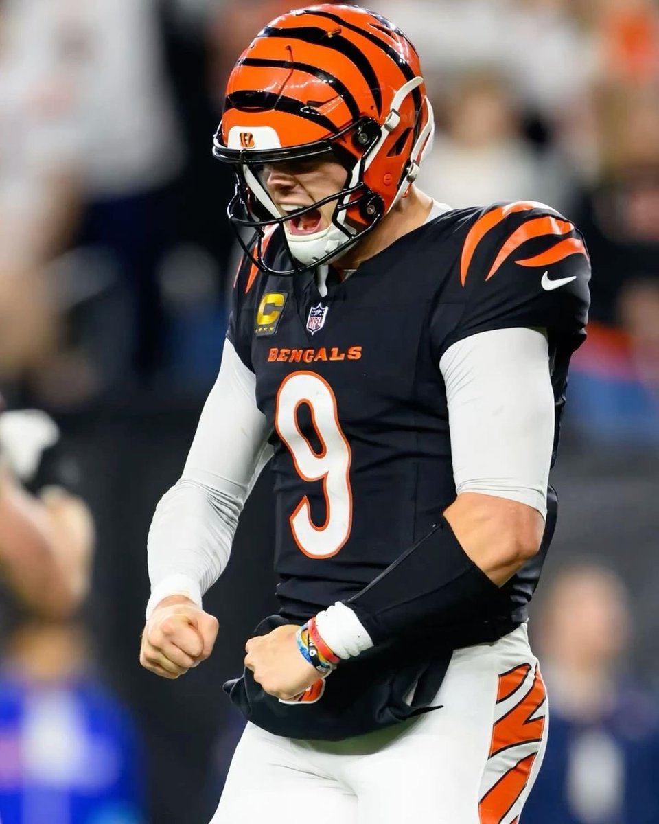 everjnk's tweet photo. my qb1. https://t.co/todUwEKUly