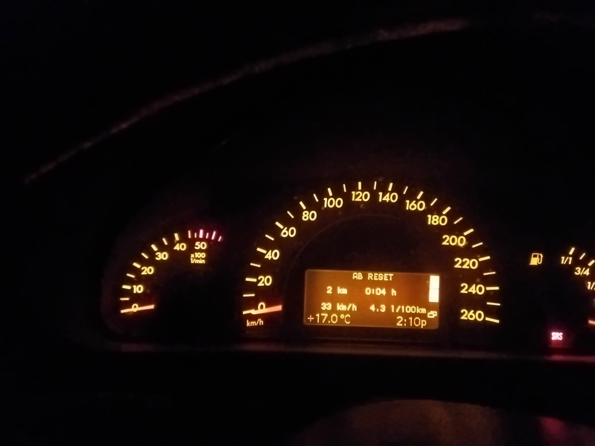 hrKern2's tweet photo. NOCH mal Thema Abgasmenge bei Temp 30 und 50 bei konstanter Fahrt bemessen  mit C Klasse Diesel 
4,3 gegen 4.O bei Tempo 50 ...17 Grad   ...Ergebnis #Tempo30 erhöht die Abgasmenge https://t.co/lvtMGdDMsl