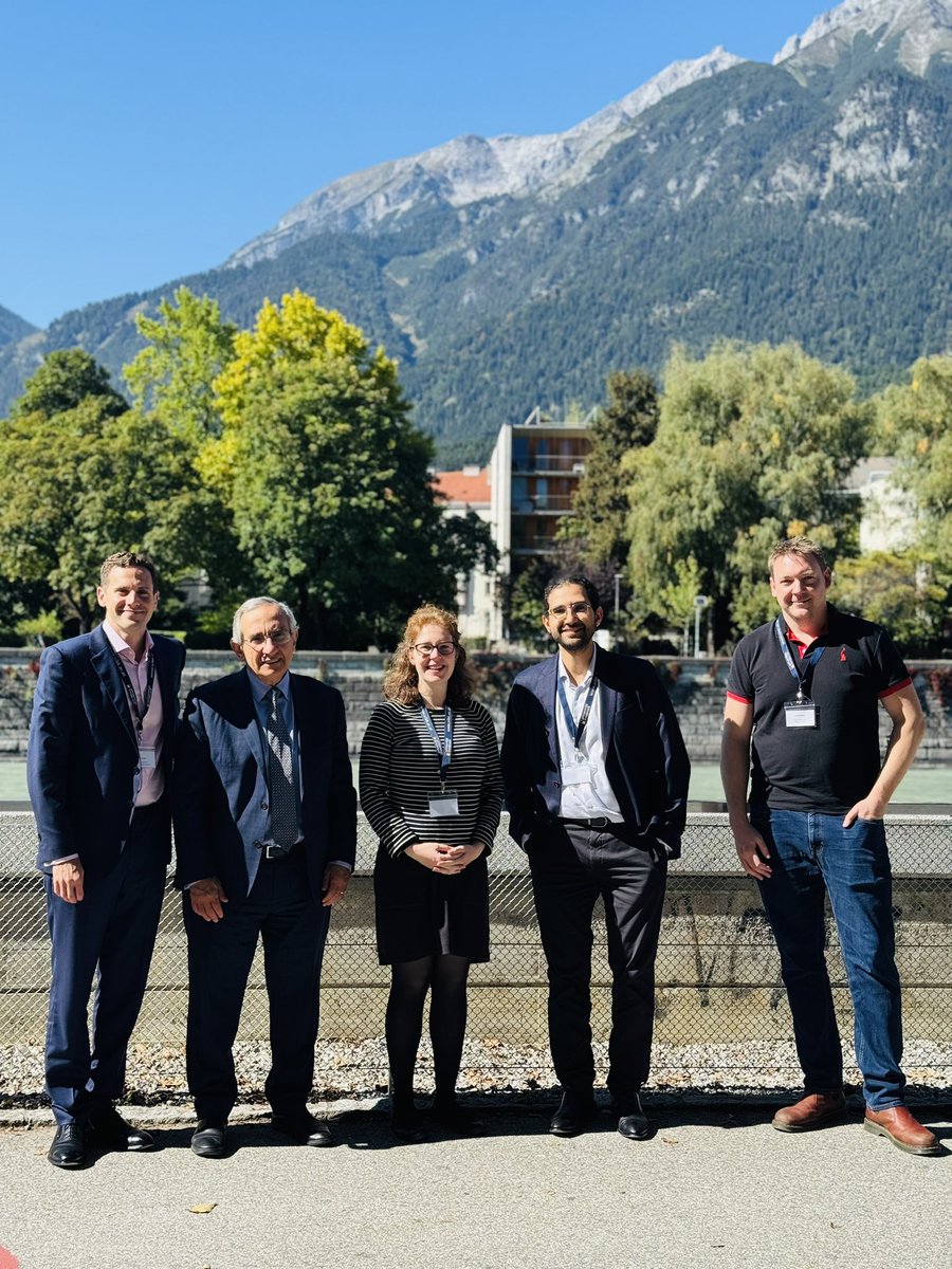 M.Abulazayem tweet media