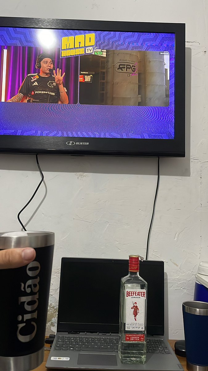 #furianamad VAMOOOO FÚRIA, PRESENTE PROFESSOR 🔥🔥🔫