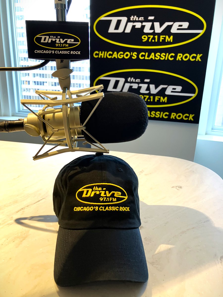 Hats off to Summer! 🌞 I'll be sending it out in rockin' fashion for you 12noon-5pm today on #Chicago's Classic Rock 97.1 The Drive! 🎶🤘😎🎶

More details:  tinyurl.com/42jcr7vz