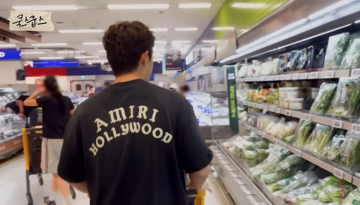 こちらの背中だけで 握り飯8個 はいただけそうです
寝ますね