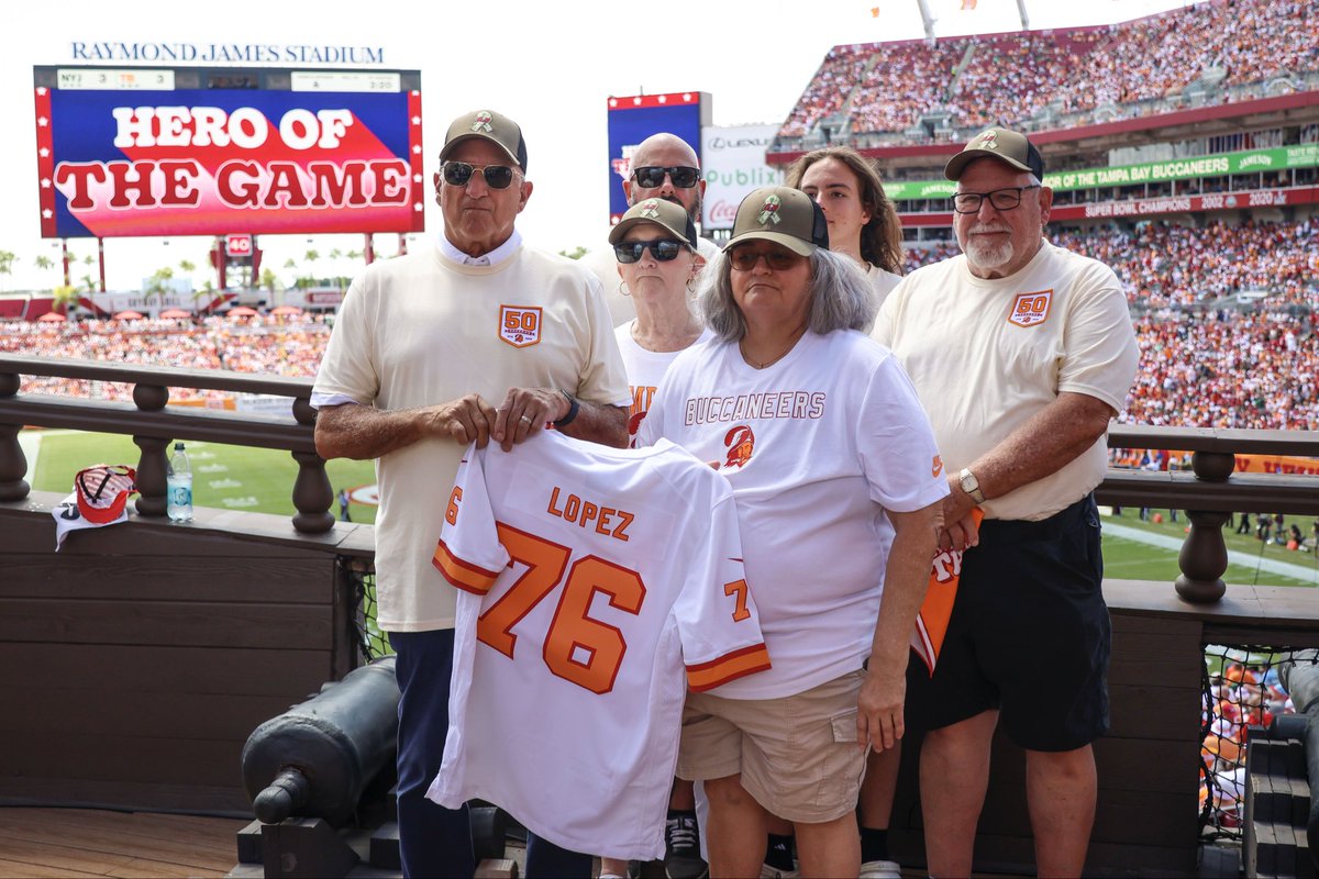 Tampa Bay Buccaneers Foundation tweet media