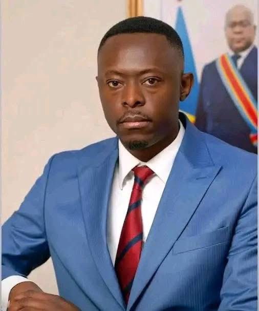 Le nouveau directeur de la SNEL nommé par une ordonnance présidentielle qu’avez-vous comme conseil à lui donner ?<a href="/Presidence_RDC/">Présidence RDC 🇨🇩</a> <a href="/TinaSalama2/">Tina Salama</a> <a href="/anawezi09/">Dieumerci Anawezi 🦁</a> <a href="/central_sage/">ᏟᎬᏁᎢᏒᎪᏞ👑🇨🇩</a>