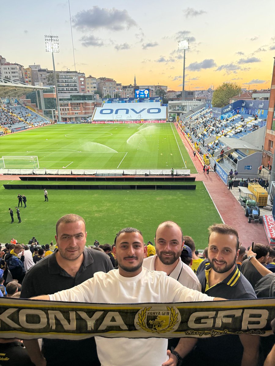 NEREDEYSEN ORASI BENİM CENNETİM…

Fenerbahçemizi Kasımpaşa karşısında yalnız bırakmadık.

#KonyaGFB