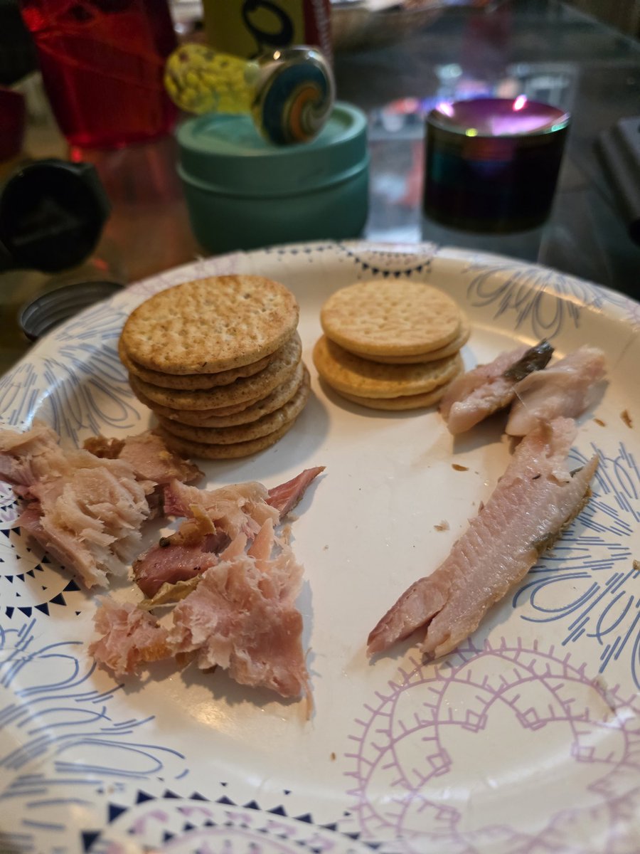 Most Scandinavian halftime snack there is #skol