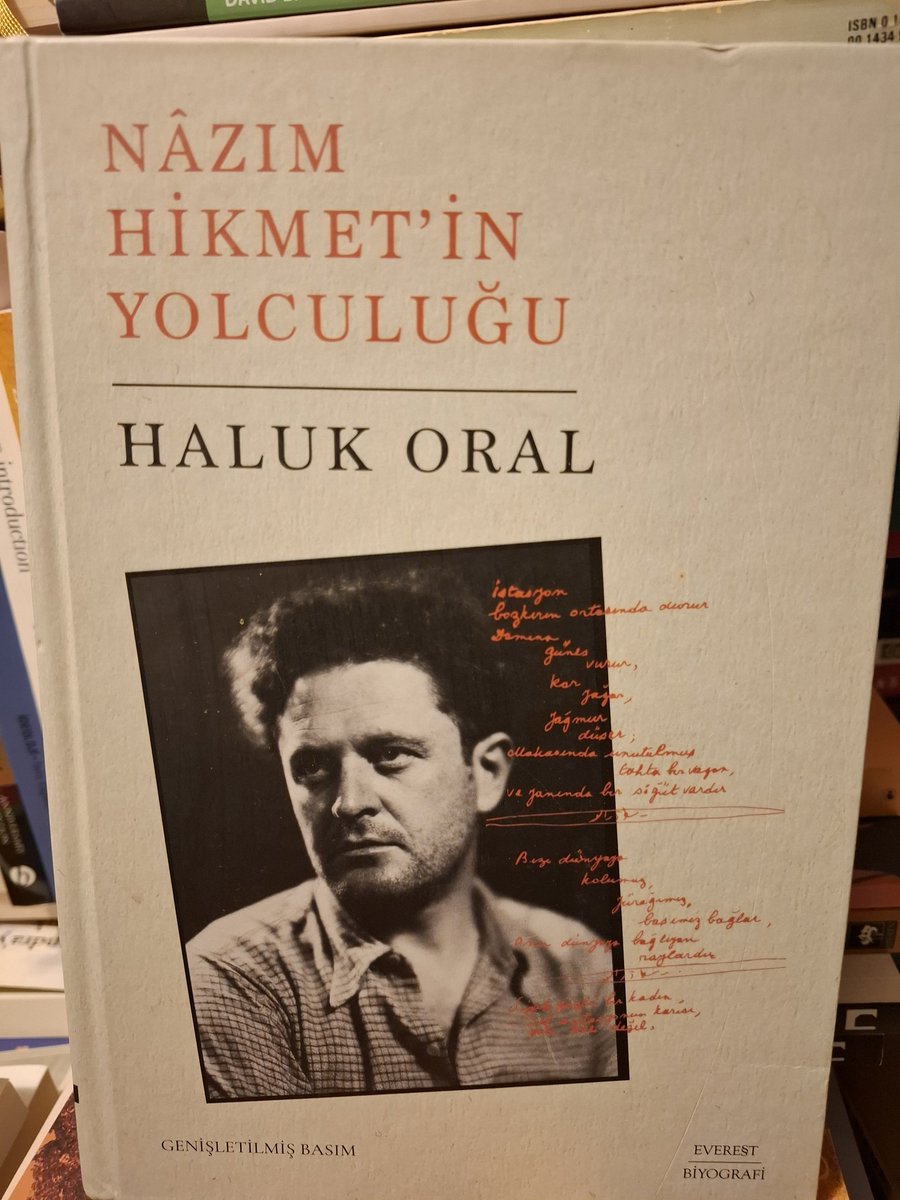 Sıradaki Nazım Hikmet kitabı.
