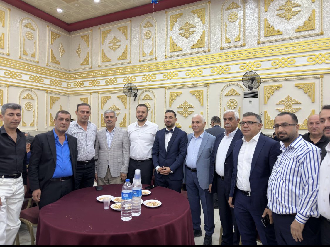 İl Başkanımız Sn. <a href="/AvCanerOzturan/">Av. Bahri Caner ÖZTURAN</a>  Milletvekilimiz Sn. <a href="/mervangul56/">Mervan Gül</a>  Gençlik Kolları Başkanımız Sn. <a href="/mrtgul34/">Murat Gül</a>  Merkez İlçe Başkanımız Sn. <a href="/hikmetekin56/">Hikmet Ekin</a>  Ve yönetim kurulu üyelerimiz ile birlikte;  Kızılay ve Açıkça  Ailelerinin düğün merasimine katılım sağladılar. Genç çiftimize