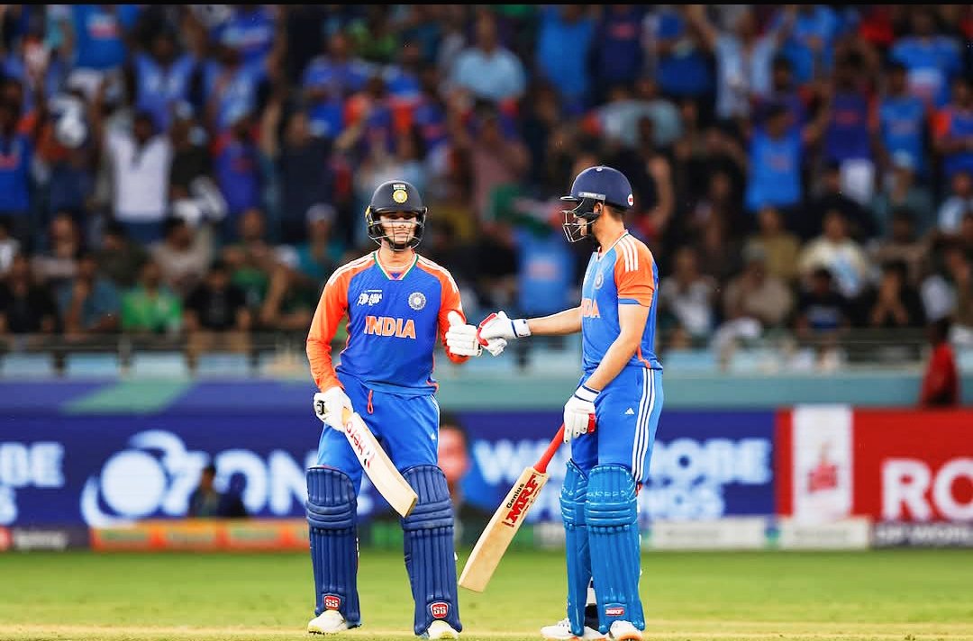 दुबई में मुंह के बल गिरा पाकिस्तान, 
शान से जीता हिंदुस्तान😍
 एशिया कप 2025 में भारत ने पाकिस्तान को फिर धोया 6 विकेट से।
#INDvsPAK #