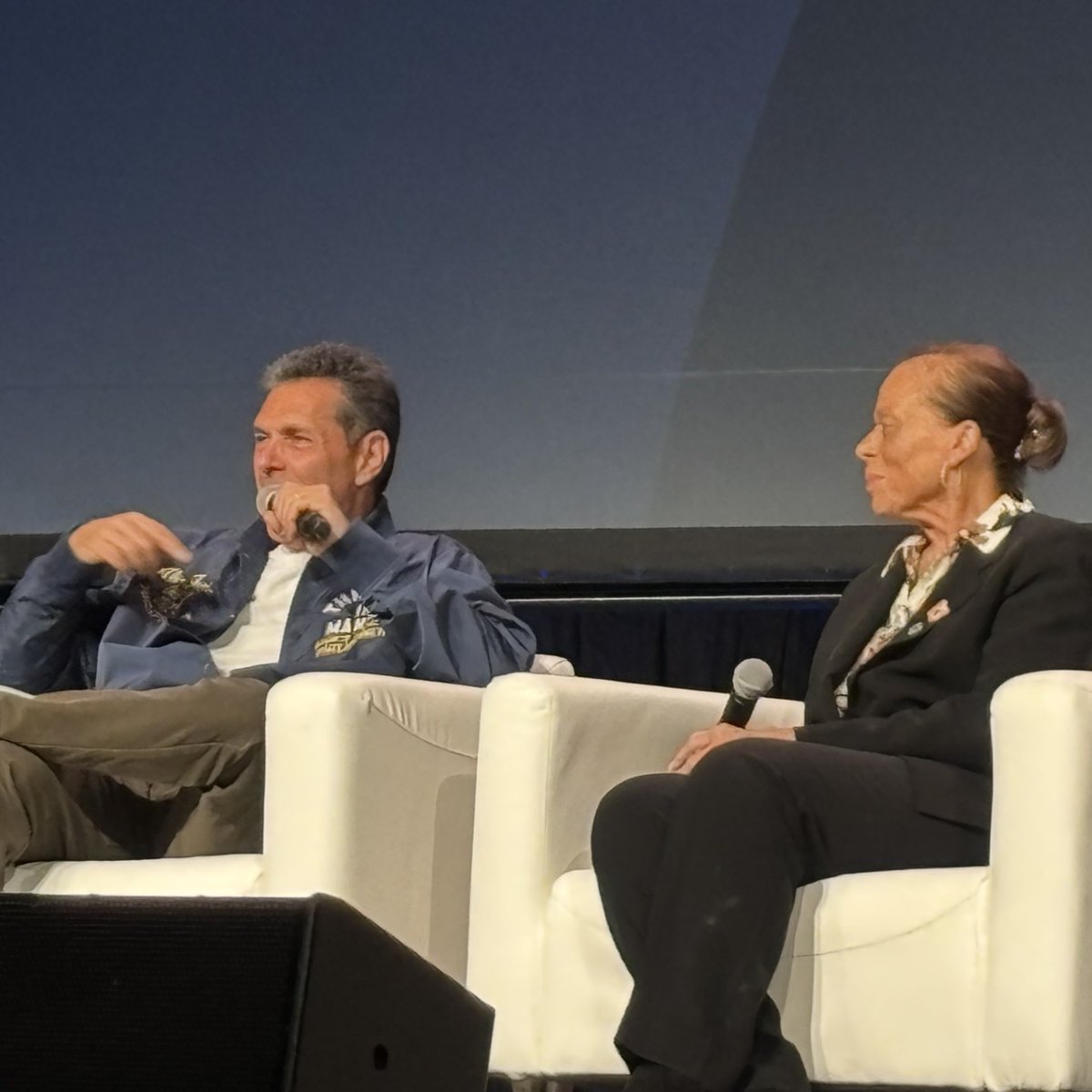 AliCenter's tweet photo. This past Tuesday, our Co-Founder @RealLonnieAli spoke at the @EradicateHate_  Global Summit alongside @KINDSnacks founder @DanielLubetzky on exercising compassion to counter polarization and division.

Learn more on our Muhammad Ali Compassion Report https://t.co/kMtCvH48P2 https://t.co/3bQCi9imel