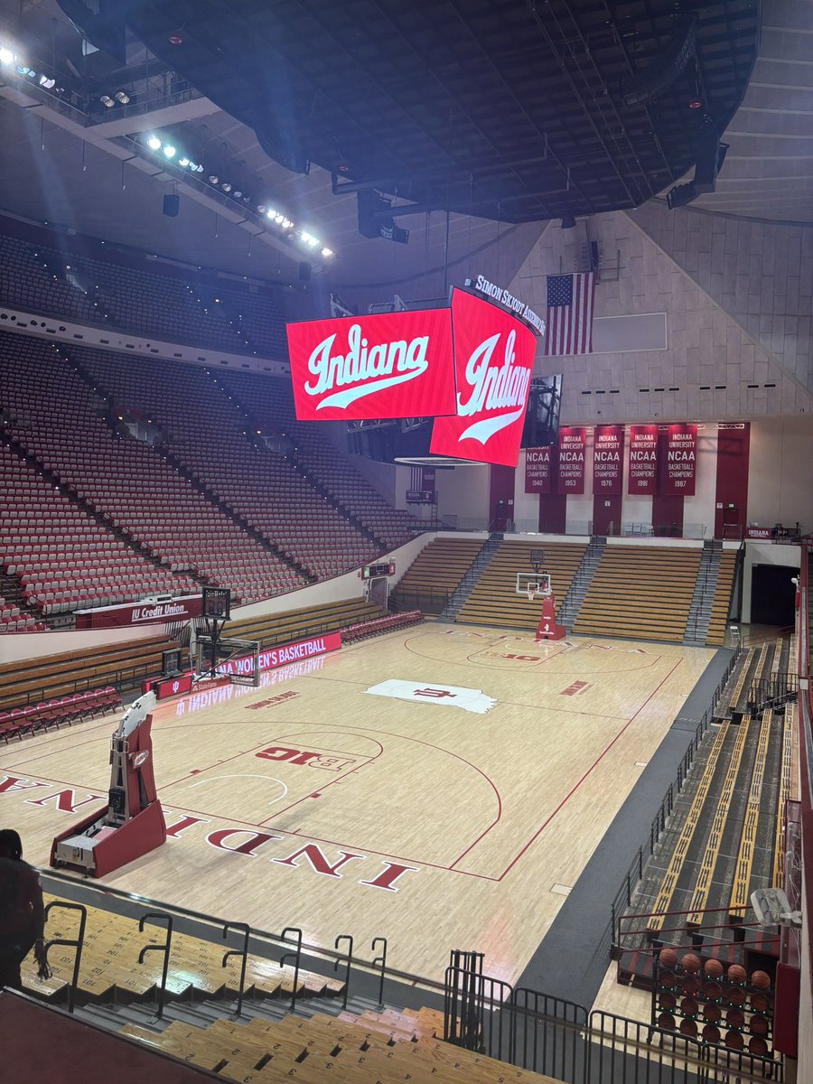 Charlotte McCurry (@charmccurry) on Twitter photo I had a great time on my unofficial visit to <a href="/IndianaWBB/">Indiana Womenโs Basketball</a> Thanks to the coaching staff for an amazing time! <a href="/TeriMoren/">Teri Moren</a> <a href="/ColstenThompson/">Colsten Thompson</a> <a href="/RhetWierzba/">Rhet Wierzba</a> <a href="/alipatberg/">Ali Patberg</a> <a href="/keyannawarthen/">CoachKey</a> Coach Miller <a href="/United_Phenom/">Lady Phenom United</a> <a href="/IUHoosiers/">Indiana Hoosiers</a> I had a great time on my unofficial visit to <a href="/IndianaWBB/">Indiana Womenโs Basketball</a> Thanks to the coaching staff for an amazing time! <a href="/TeriMoren/">Teri Moren</a> <a href="/ColstenThompson/">Colsten Thompson</a> <a href="/RhetWierzba/">Rhet Wierzba</a> <a href="/alipatberg/">Ali Patberg</a> <a href="/keyannawarthen/">CoachKey</a> Coach Miller <a href="/United_Phenom/">Lady Phenom United</a> <a href="/IUHoosiers/">Indiana Hoosiers</a>