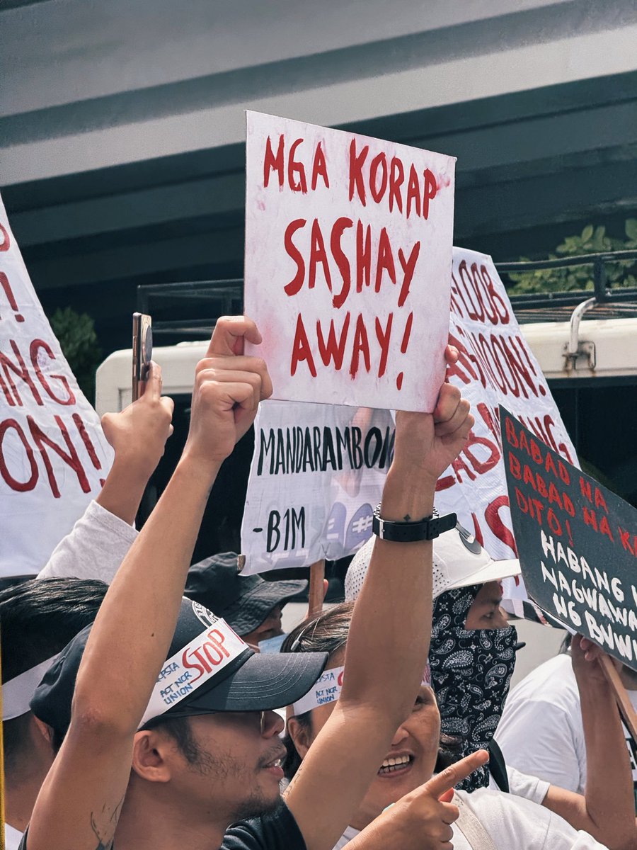 ssielcarat's tweet image. tumindig, tumitindig, at patuloy na titindig. lagi’t lagi para sa bayan.
#TrillionPesoMarch #BahaSaLuneta #KurakotManagot