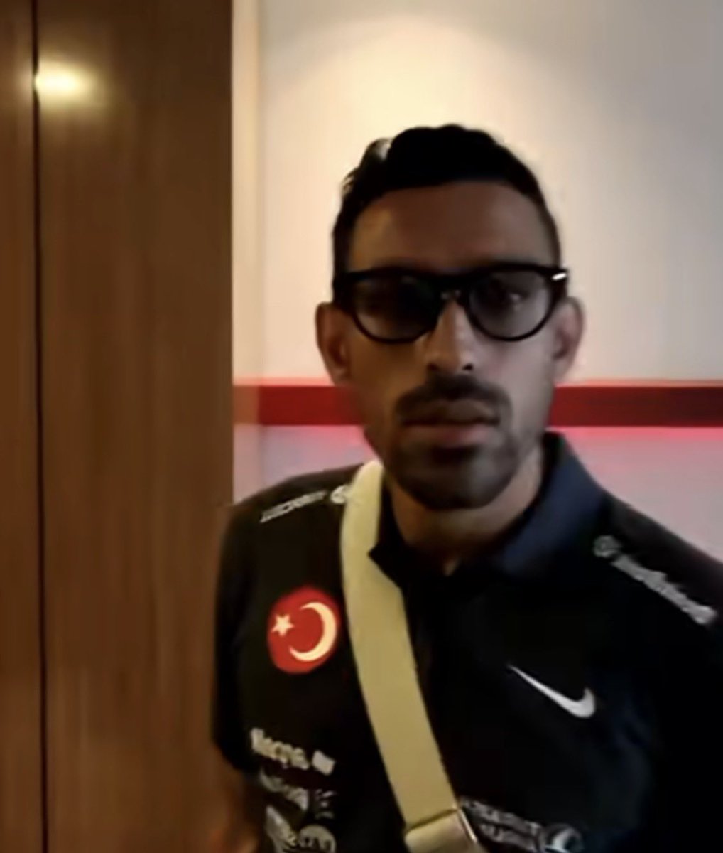 Vlog çekmeye tiktok fenomenliğine devam aga seni yedek bırakan her hoca suçlu sende suç yok ag. 3 tane edit yaparlar niye 11 değil diye yangın çıkarırlar adamın ne bel dönüyor ne ikili mücadele var bi halt yok <a href="/irfankahveci/">İrfan Can Kahveci</a>