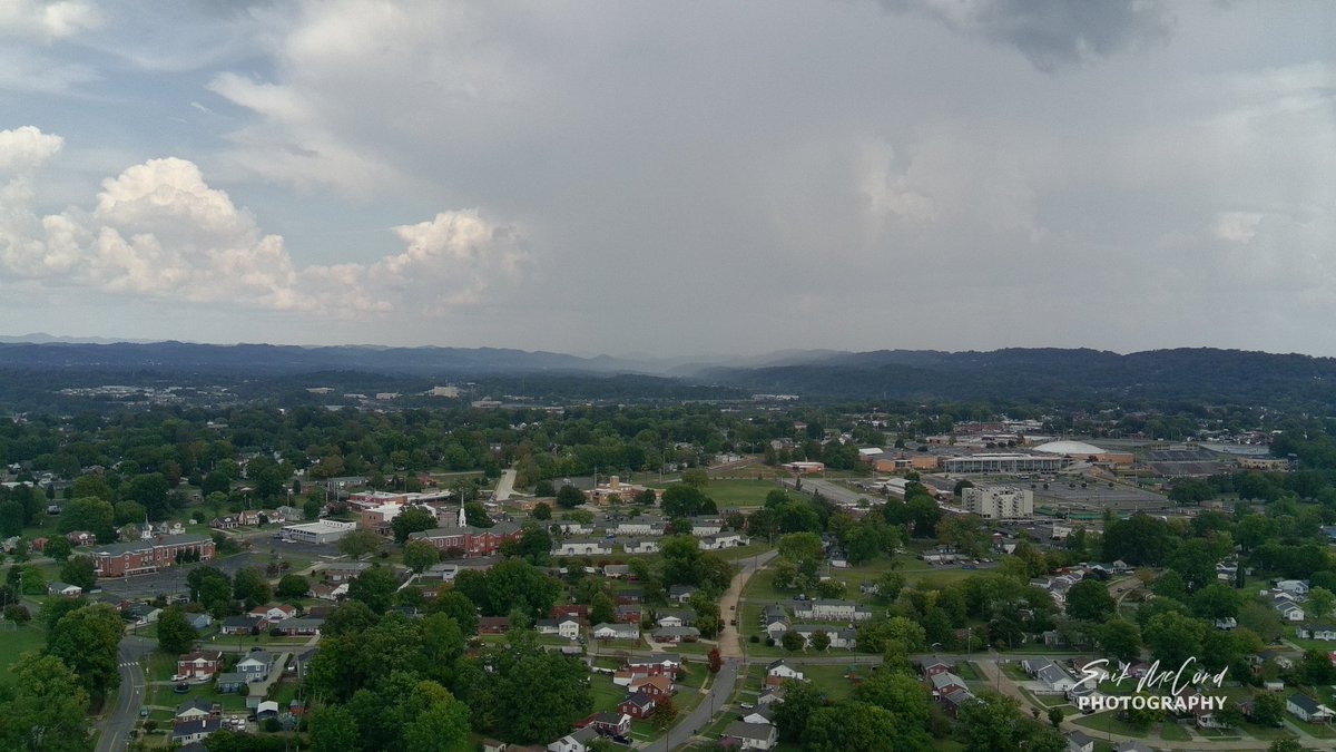 ErikMcCordWX's tweet image. I took a quick flight with Shadow (ATOM 3A4K) . You can see rain to the east, with temperatures in the mid-80s. Enjoy! #potensicatom #shotonpotensic @potensicdrones