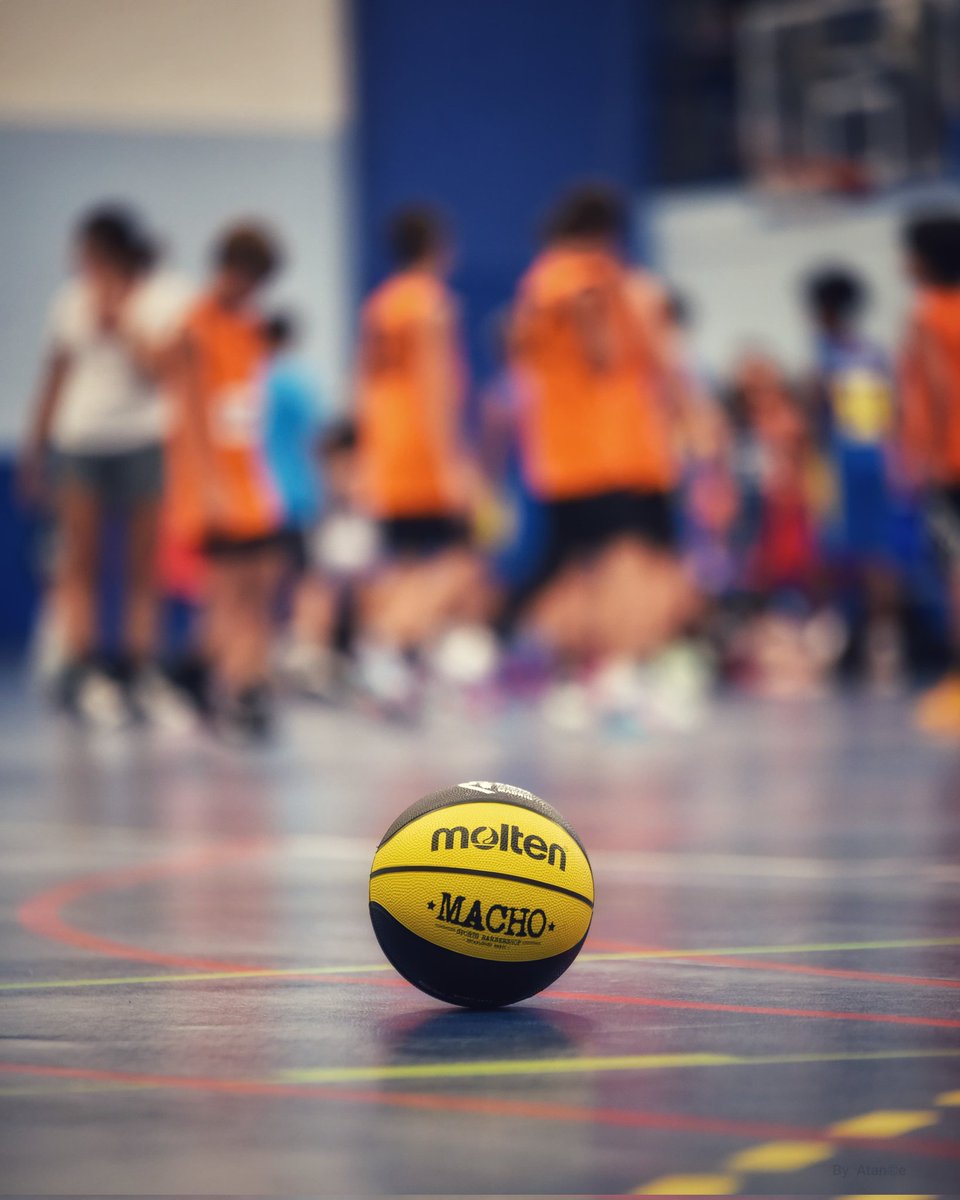 𝐔𝐧 𝐟𝐢𝐧𝐝𝐞 𝐢𝐧𝐜𝐫𝐞𝐢𝐛𝐥𝐞

📸 𝗙𝗢𝗧𝗢𝗡𝗘𝗦 de nuestra cantera como protagonistas del fin de semana en Pinto.

¡Felicitaciones a nuestros entrenadores y jugadores por el trabajo realizado para que todo saliera perfecto!

GANAS DE 2025-26

Fotos <a href="/IAtance/">Ivan Atance</a>