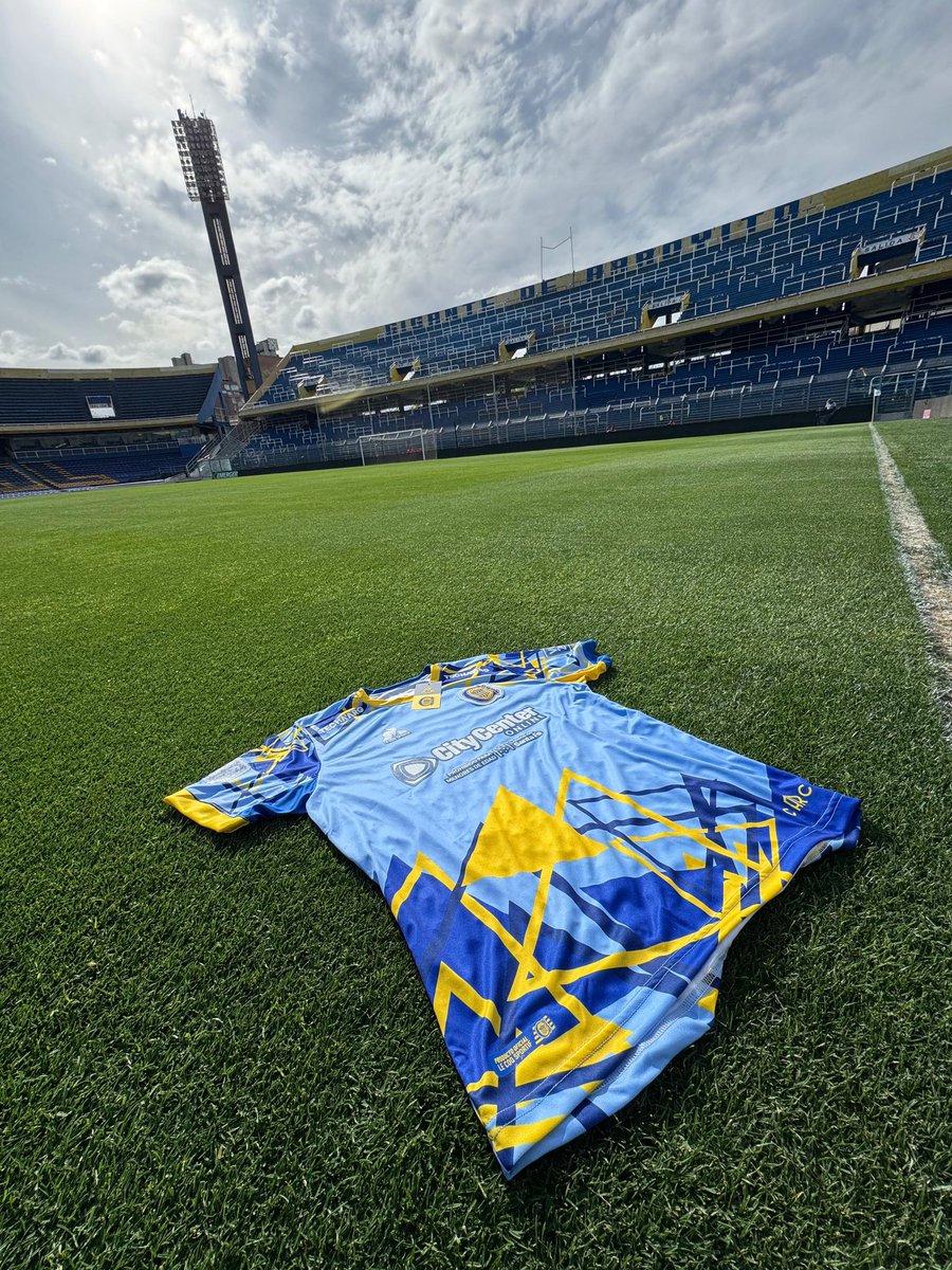 🏟️🇺🇦 ¡Desde las 17 mirá #LaPreviaCentral y ganate la nueva camiseta de la mano de <a href="/RCentralTienda/">Rosario Central Tienda</a>!

Mirá y participá acá ▶️ youtube.com/watch?v=ooUvoP…