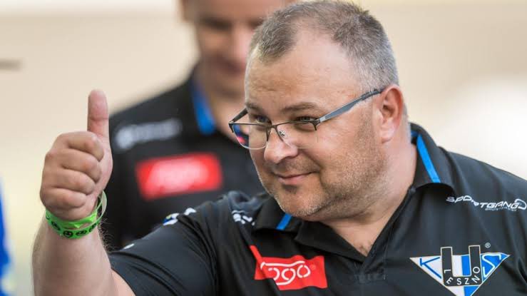 Piękny spektakl w Toruniu! Ukłony dla pana Piotra Barona za ten tor. Świetny sezon, wielki fachowiec  #TORLUB