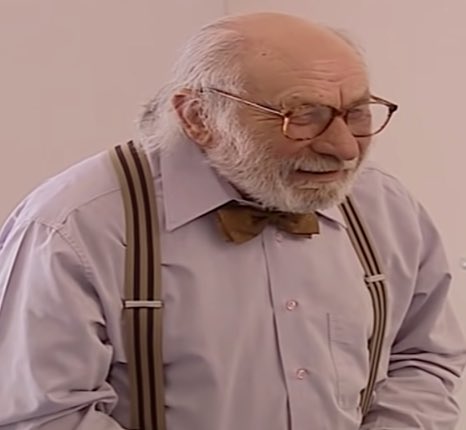 Έφτασα  30 χρονών (έχοντας ζήσει εποχές fame story full) για να μάθω  πως τον Νινο Ξυπολητά τον λένε Στέφανο !!!