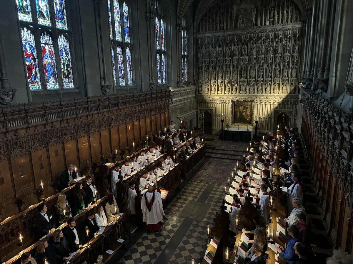 Magdalen College Choir tweet media