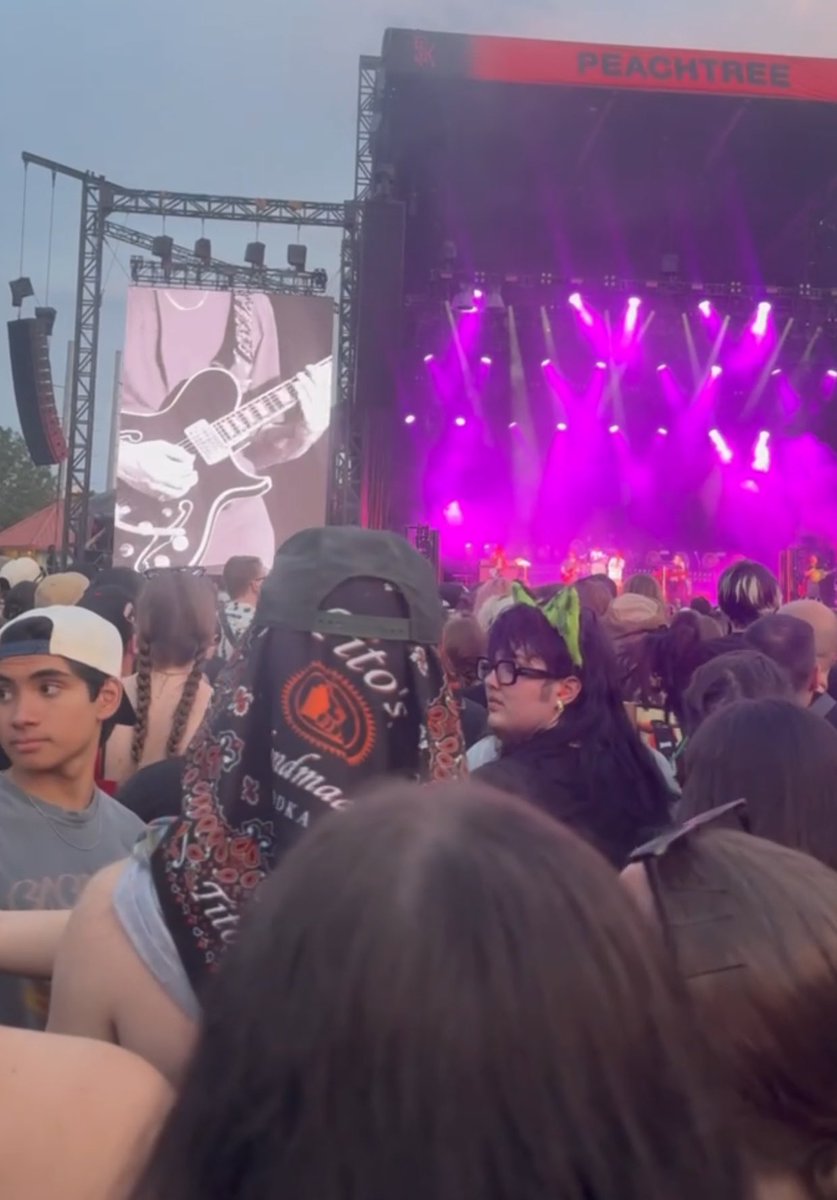 #nuke this lard ass retarded discord kitten; fat fucks fetish attire was obstructing my view all night