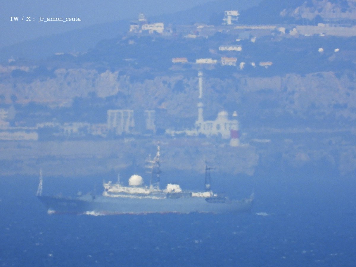 🇷🇺 Russian Navy Project 864 Vishnya-class intelligence ship westbound in the Strait of Gibraltar - September 21, 2025