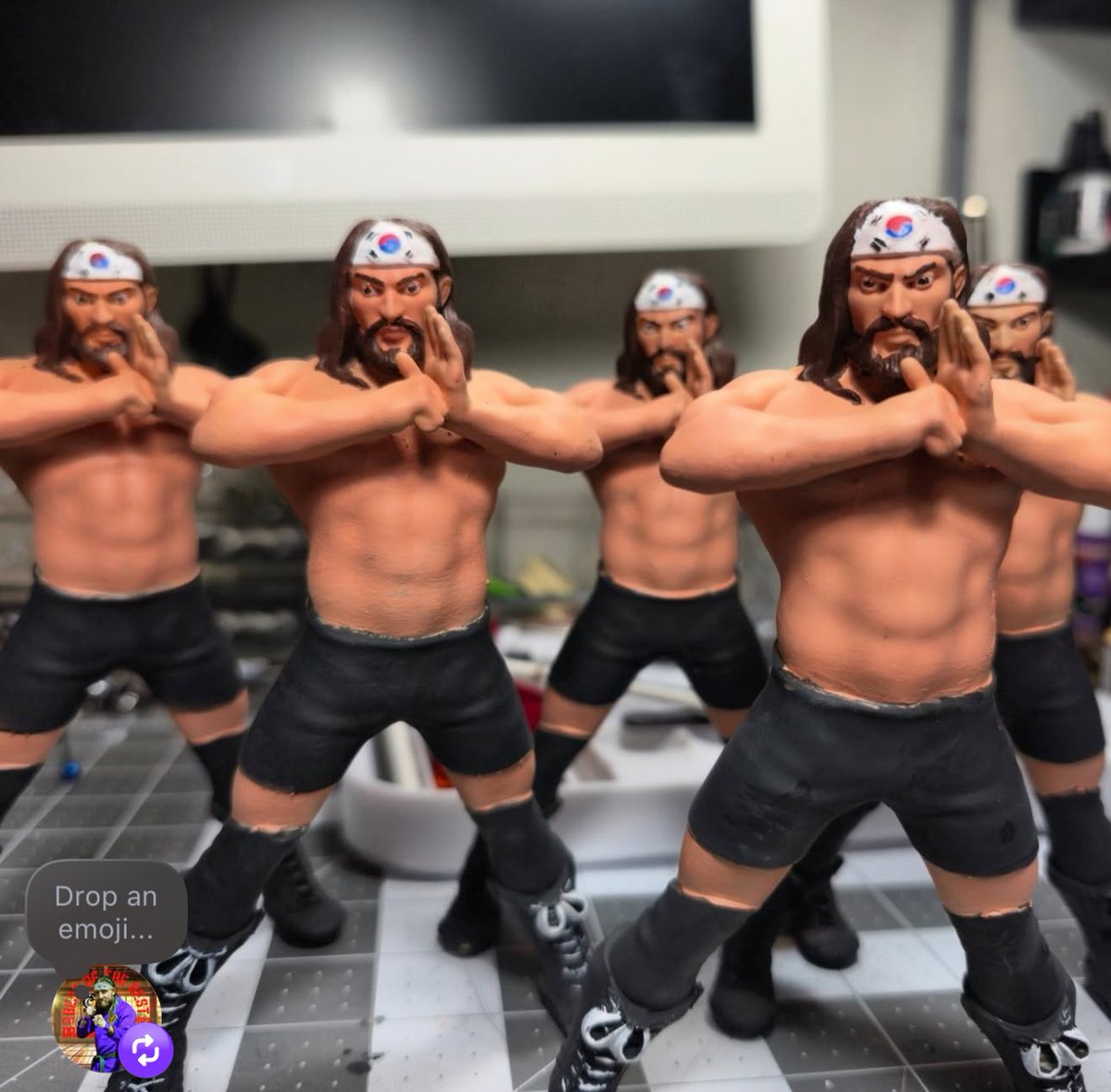 My figure in the early stages, coming soon to a dojo near you.

🎨: Brainlesscreations on IG
🙋🏼‍♂️: Bobnaismith on IG 
🖨️: osr_minis_by_myconoid on IG