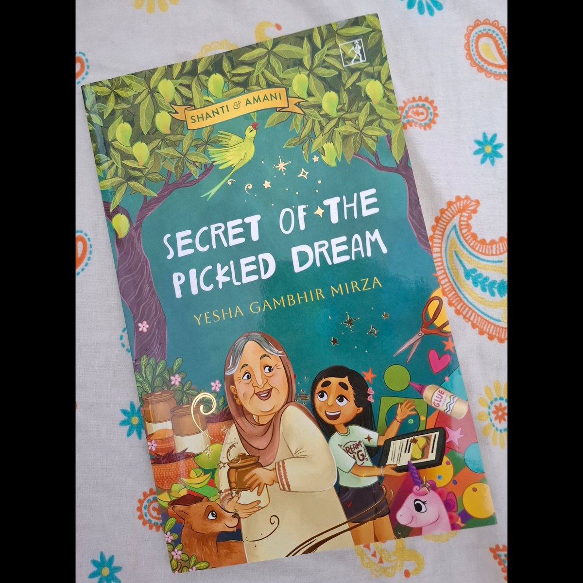 "Secret of The Pickled Dream" by Yesha Gambhir Mirza is novella exploring a wonderful way of connecting the current generation with some of the activities that we used to do, some years back

My review:bit.ly/4mqGw4I
<a href="/SimonSchusterIN/">Simon & Schuster India ✨</a> 

Book 40 #TBRChallenge <a href="/blogchatter/">Blogchatter®</a>