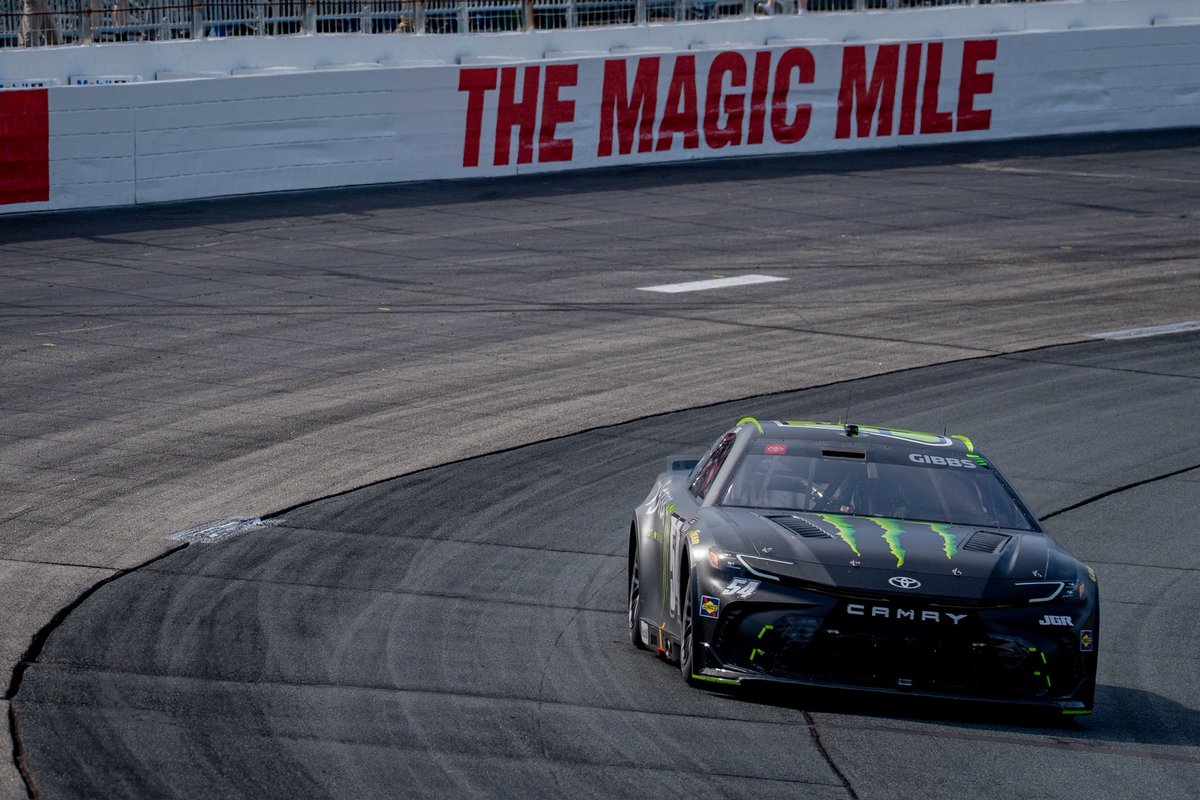 Joe Gibbs Racing tweet media