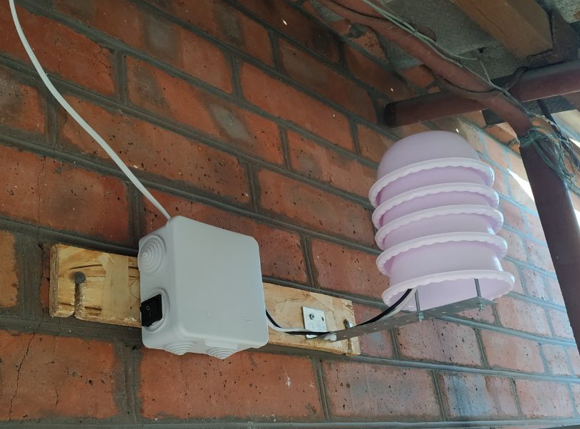 narodmon's tweet image. Photo from the Project member romma_n
More info on narodmon.com/catdiy
#Таганрог #Taganrog #nodemcu #esp8266 #ds18b20 #dht22 #bmp280 #i2c #arduino #sdk #narodmon #народныймониторинг #проект #интернетвещей #iot #cloud #project #метеостанция #weatherstation #diy #датчик #sensor