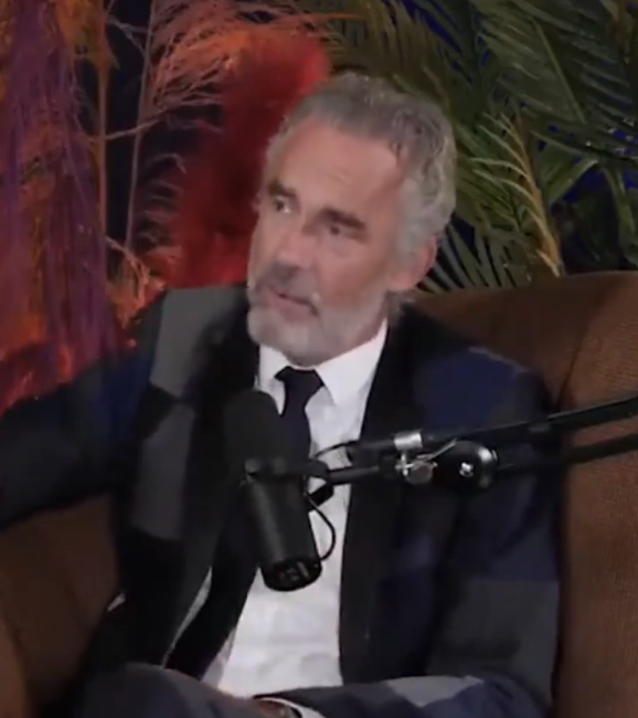 Dr. Jordan Peterson geeft een huiveringwekkende waarschuwing vanaf de frontlinie van het digitale panopticum.  In China is de architectuur van totalitaire tirannie geen dystopie van de toekomst, maar de realiteit van vandaag. Eén enkele verkeerscamera die je betrapt op oversteken