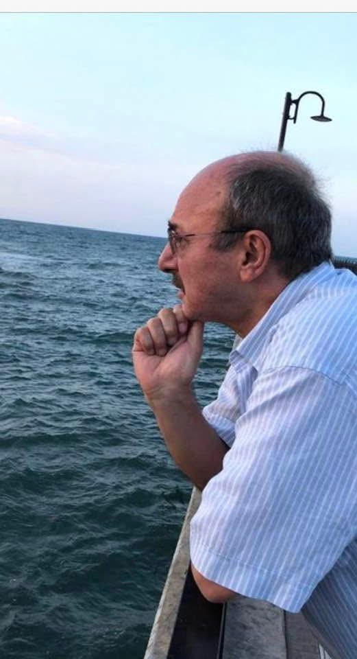 MDervisogluTR's tweet photo. Şafağına selam olsun Erdem Şenocak.
Seni çok özleyeceğiz. 
Yüce Allah rahmetini esirgemesin. 
Ruhunu şad, mekanını cennet eylesin. https://t.co/DVEe9Gza4Y